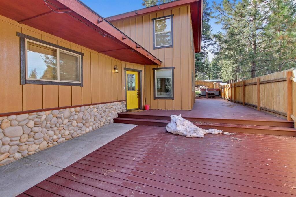 Magical Mccall Retreat Near Golf Course And Lake Exterior photo