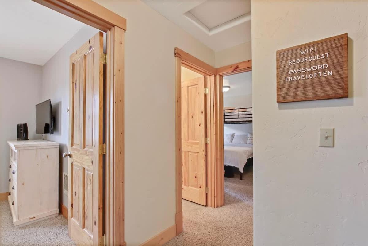 Magical Mccall Retreat Near Golf Course And Lake Exterior photo